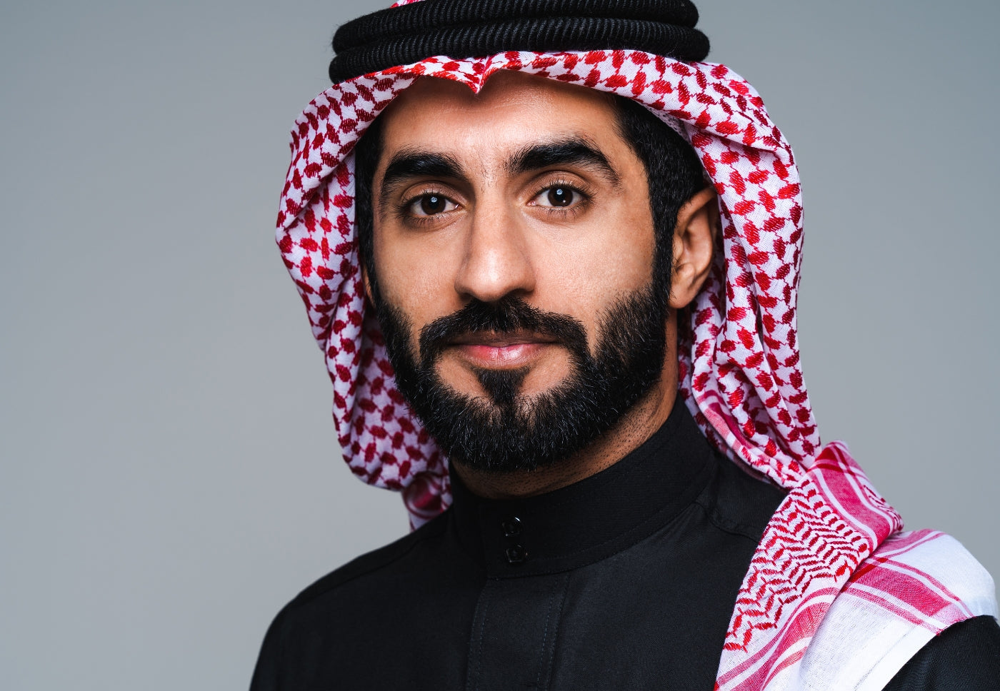 أسرار تنسيق الملابس الرجالية السعودية