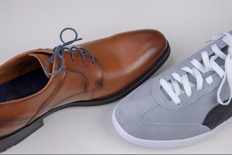 الجلد أم القماش؟ دليلك لاختيار الحذاء المثالي ليومك