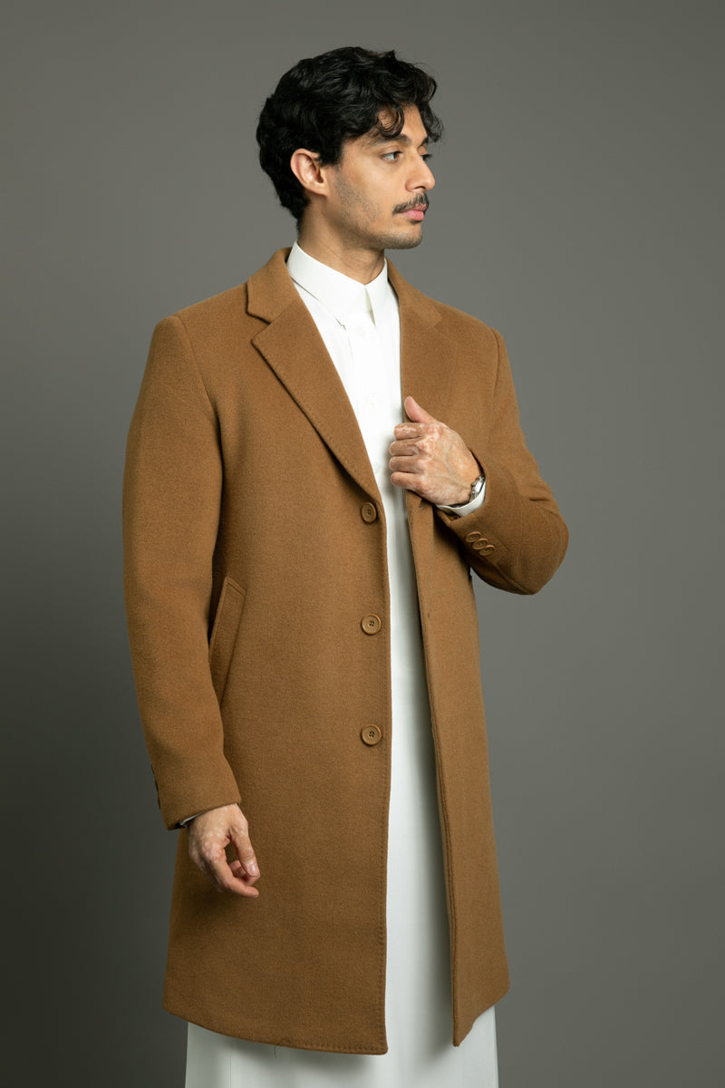 معطف شتوي طويل بتصميم كلاسيكي